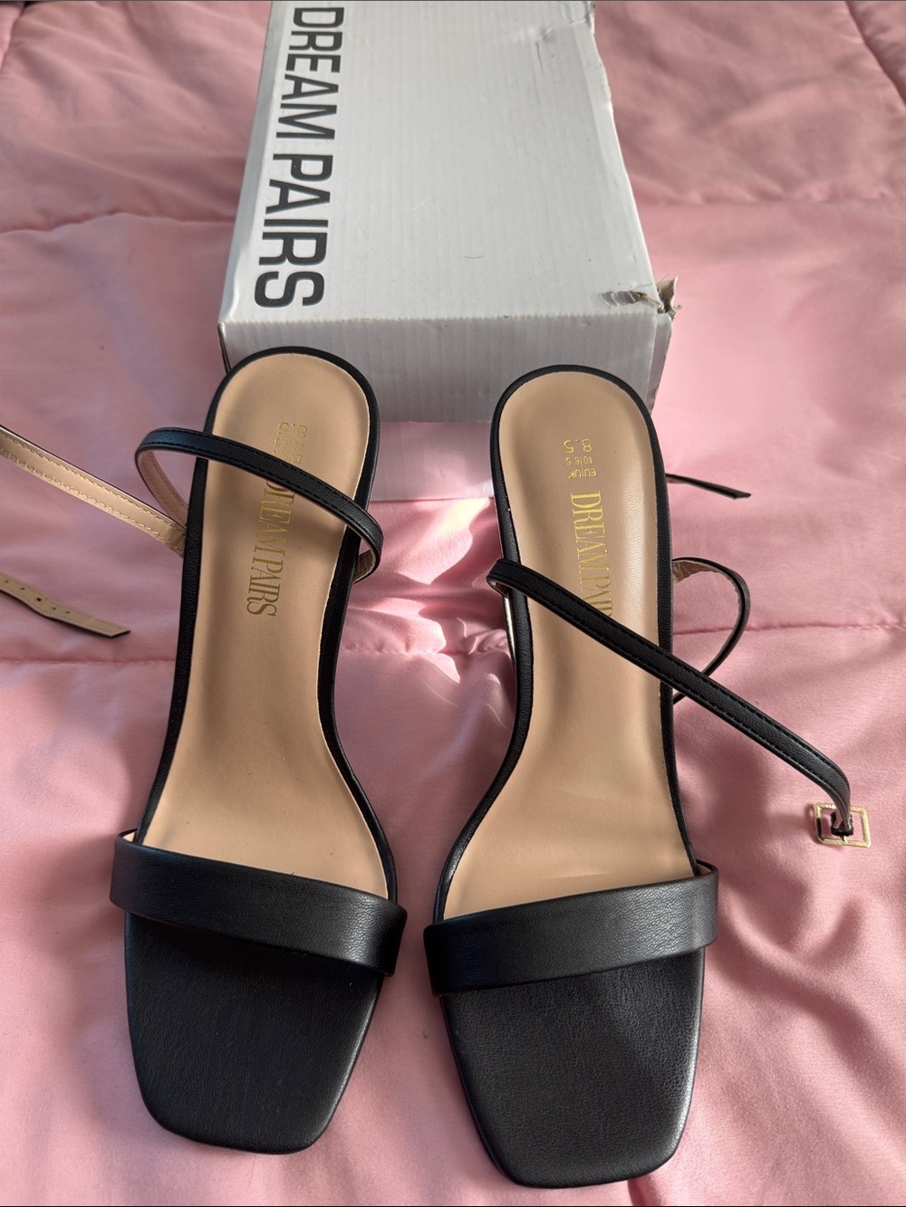 Dream Pairs Black Square-Toe Strappy Heeled Sandals